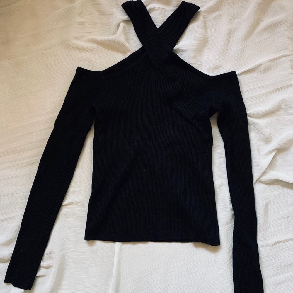 A&E Long Sleeve Cut-Out